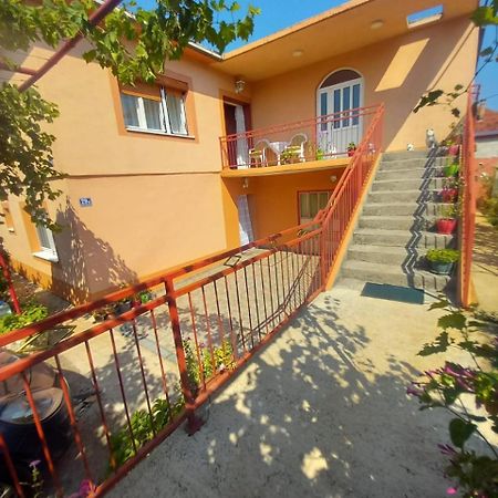 Stan Uljarevic Appartement Bileća Buitenkant foto
